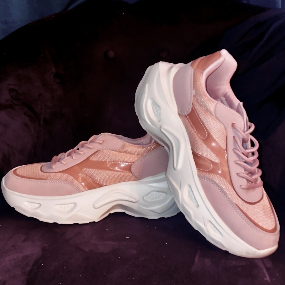Chunky muted pink sneakers size 8